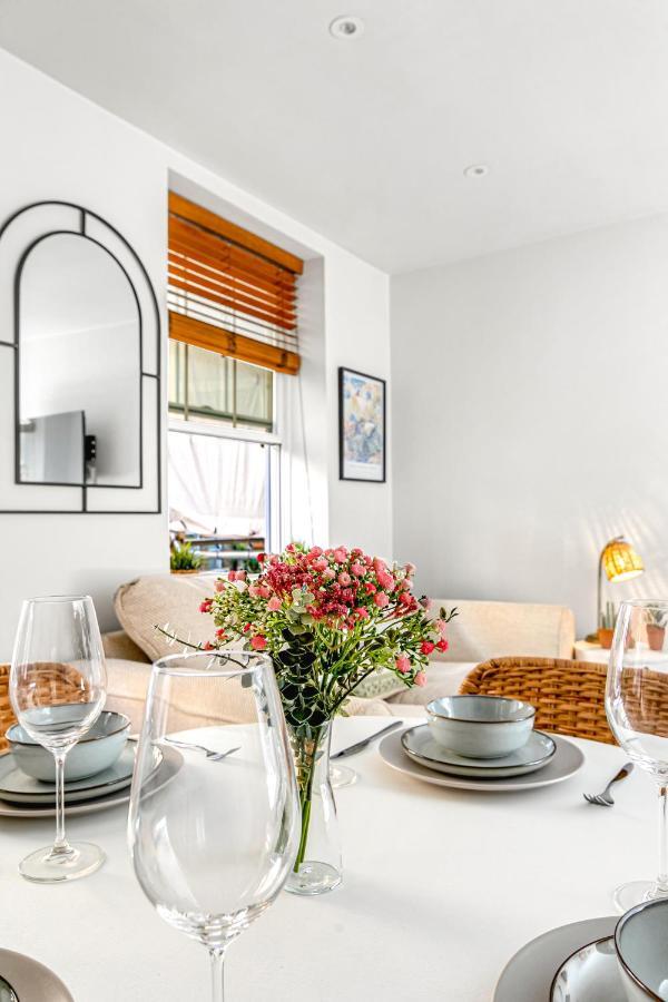 Charming Flat Close To Holborn Station London